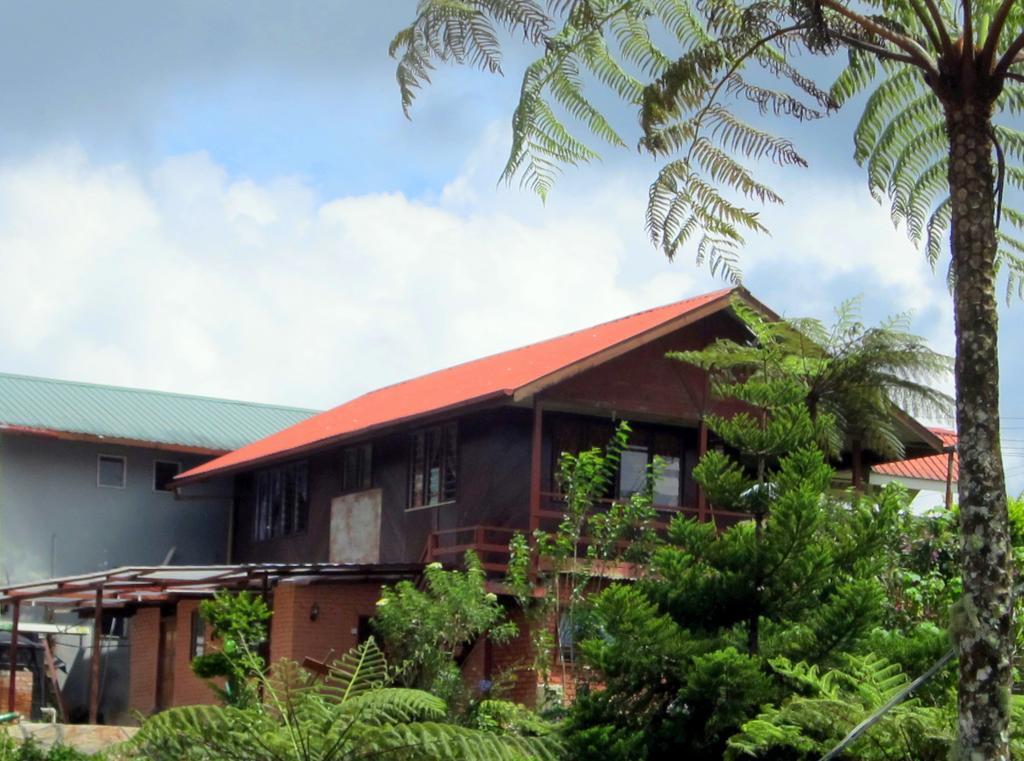 Mile 36 Lodge Kampong Kundassan Esterno foto