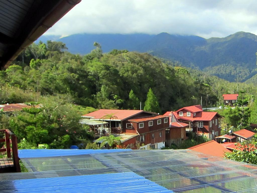 Mile 36 Lodge Kampong Kundassan Esterno foto
